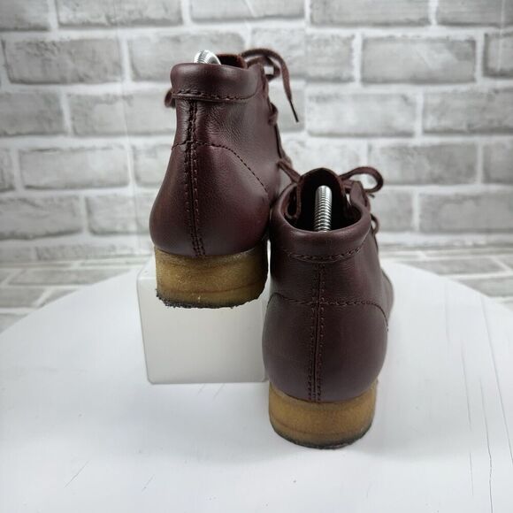 Clarks Original Men\'s Size 8 Burgundy Leather Lace Up Wallabee Boots main image 10